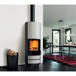 Poêle à bois modèle E929...